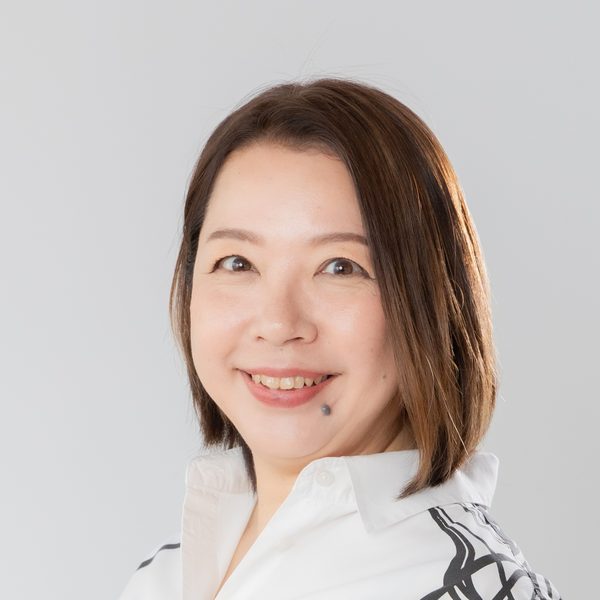 湯川カナ